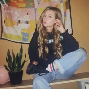 Meet your Posher, Alli